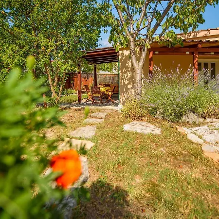 Taja By Interhome Сплит