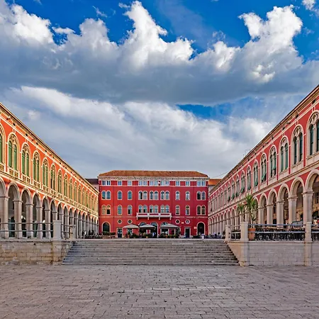 Taja By Interhome Сплит