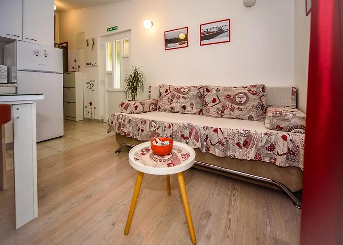 Taja By Interhome Split